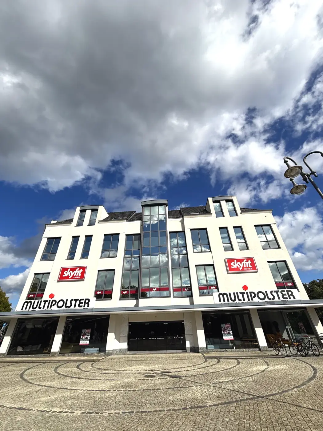 Außenansicht skyfit CLUB Cottbus am Brandenburger Platz
